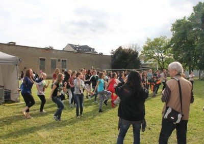 Zumba zum Festival 2014 auf dem Gelände der Medizinischen Berufsfachschule Dresden Friedrichstadt.